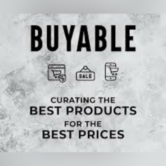 WELCOME - to my closet - Picture 2 of 15